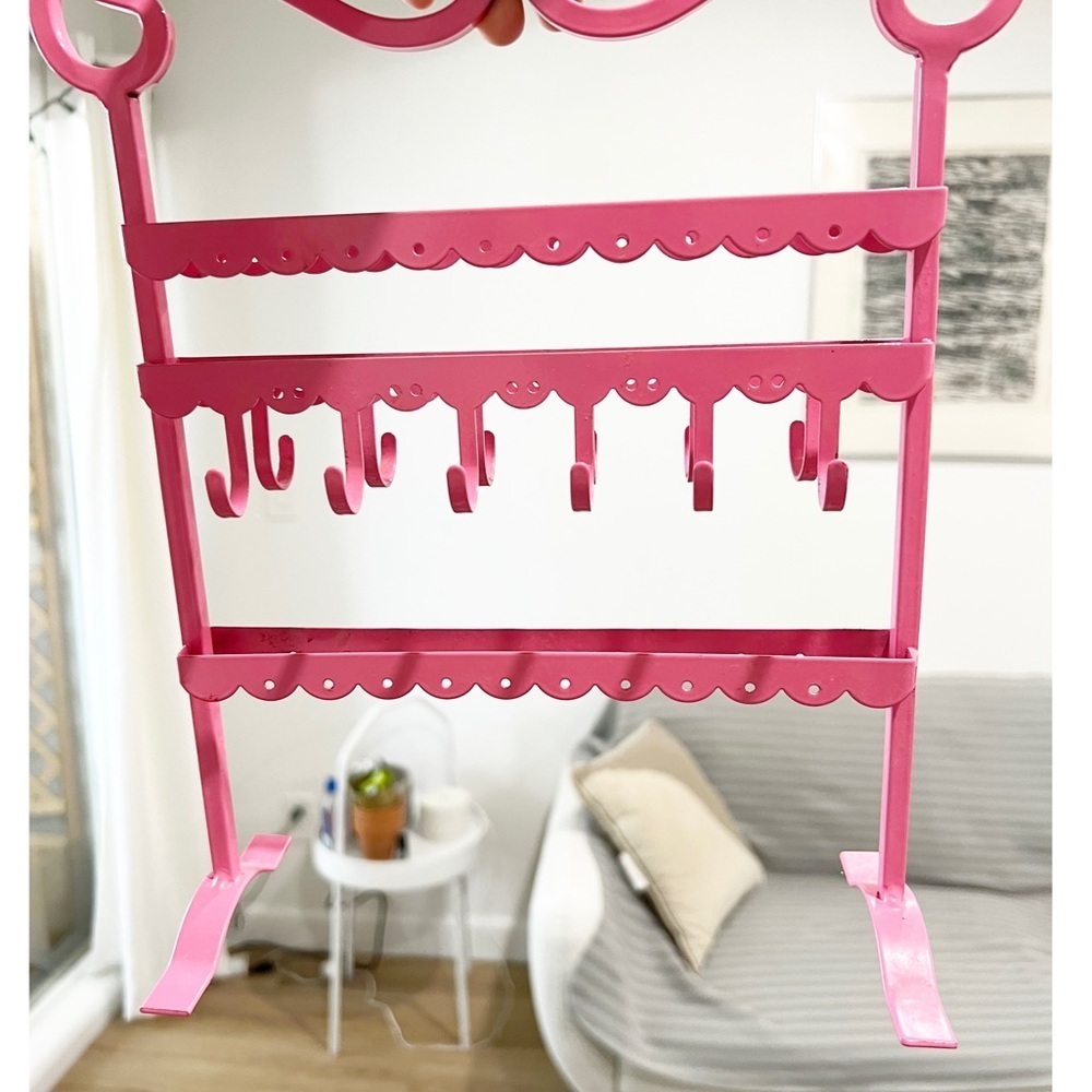 - 💫 🌟🍃 💎 Pink Jewelry Rack / Holder - Picture 4 of 6